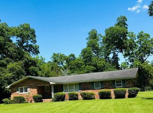 108 Walker Ave, Fitzgerald, GA 31750