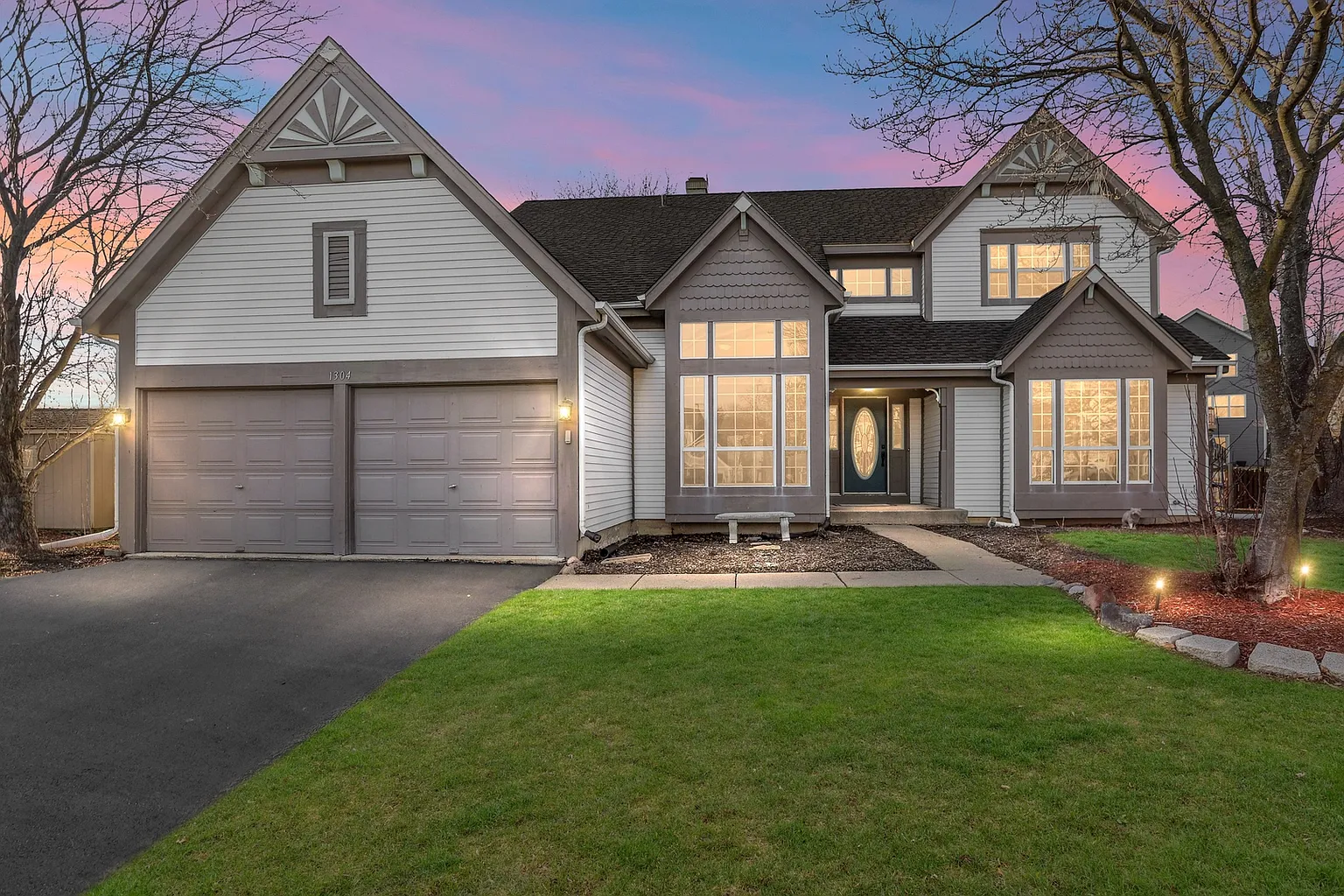 1304 Stonebridge Ct photo 1