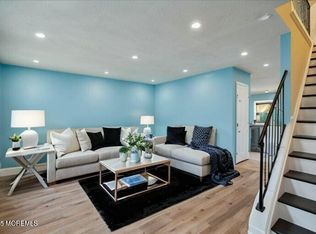 1333 Paris Ct, Lakewood, NJ 08701