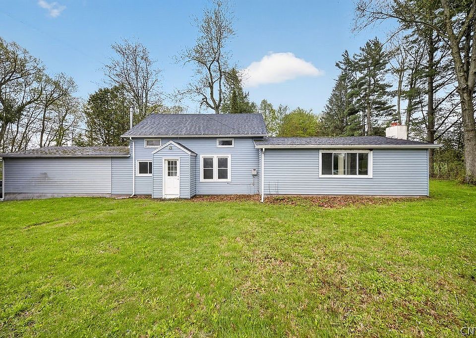 1st image of 2421 Shamrock Rd
