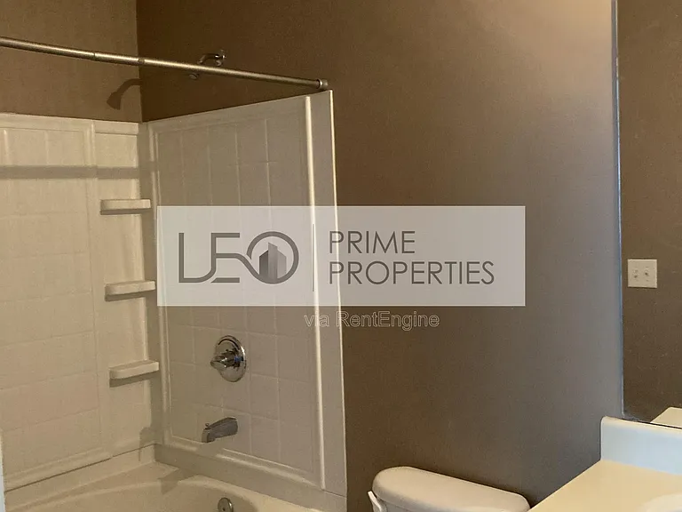 7201 Fairington Ridge Cir — Photo 10