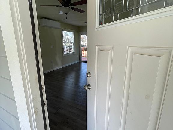 3rd image of 9289 Loma Ln Unit A
