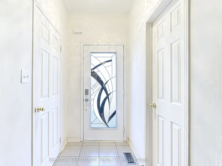 77 Personna Cir — Photo 3