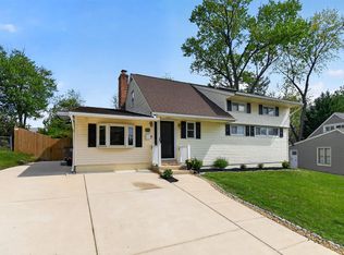 820 Brice Rd, Rockville, MD 20852