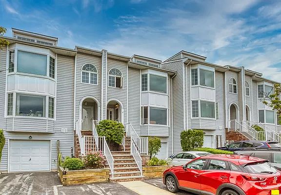 2nd image of 24228 Oak Park Dr #104A