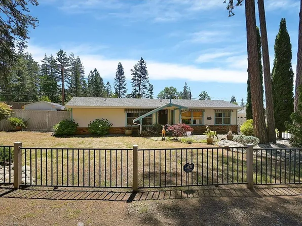 10039 Kenwood Dr, Grass Valley, CA 95949