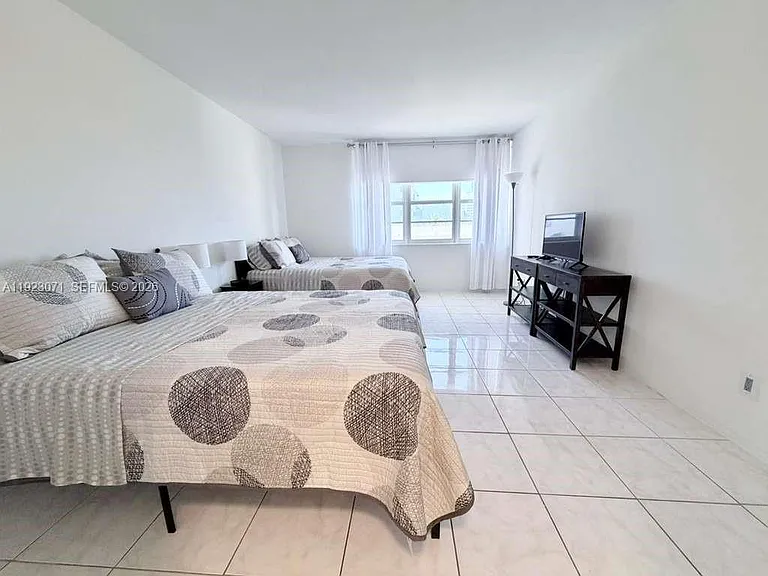 100 Lincoln Rd #541 — Photo 11