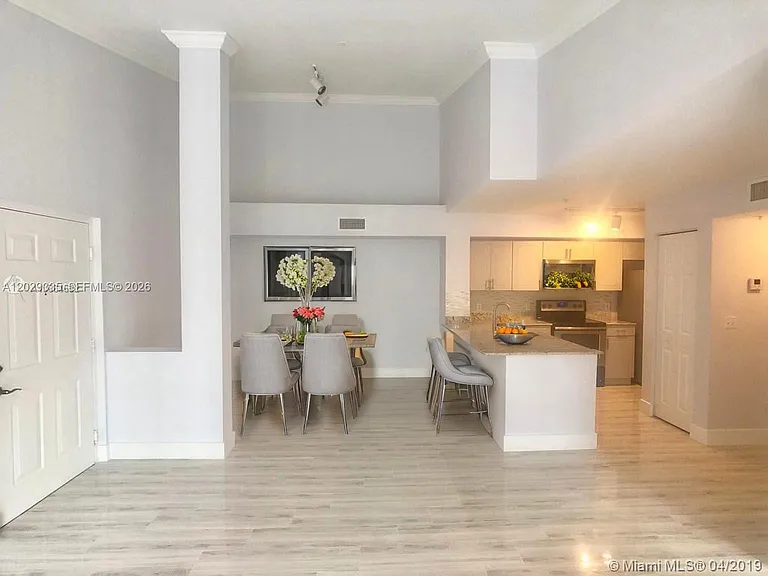 11155 SW 5th Pl #306 — Photo 3