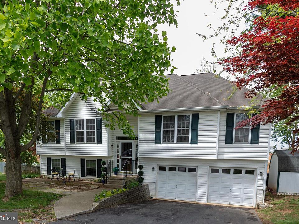 1st image of 104 Rex Dr