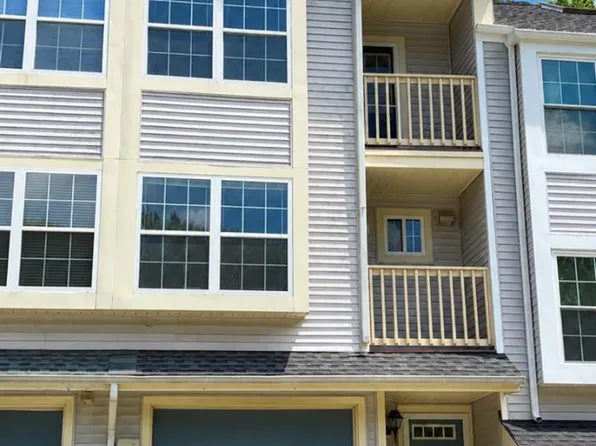 11 Ridge Blvd, Wilmington, DE 19808