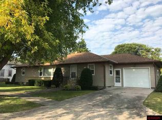 211 Ann St N, Minnesota Lake, MN 56068
