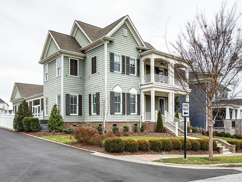 1st image of 633 Stonewater Blvd
