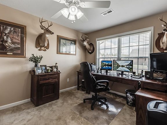 3rd image of 2539 Keeneland Dr