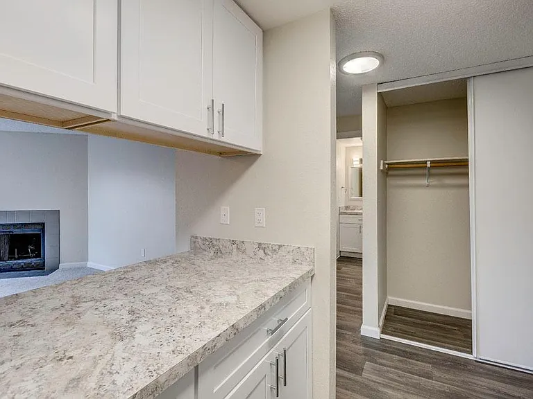 10710 Evergreen Way — Photo 4
