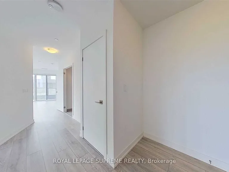 159 Wellesley St E #1508 — Photo 11