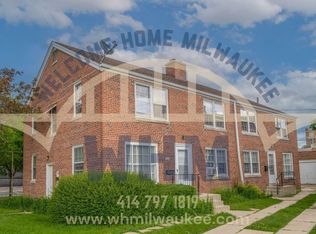 3254 S Kinnickinnic Ave, Milwaukee, WI 53207