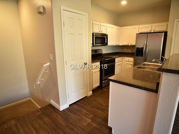 4th image of 4041 Pepper Thorn Ave Unit 201