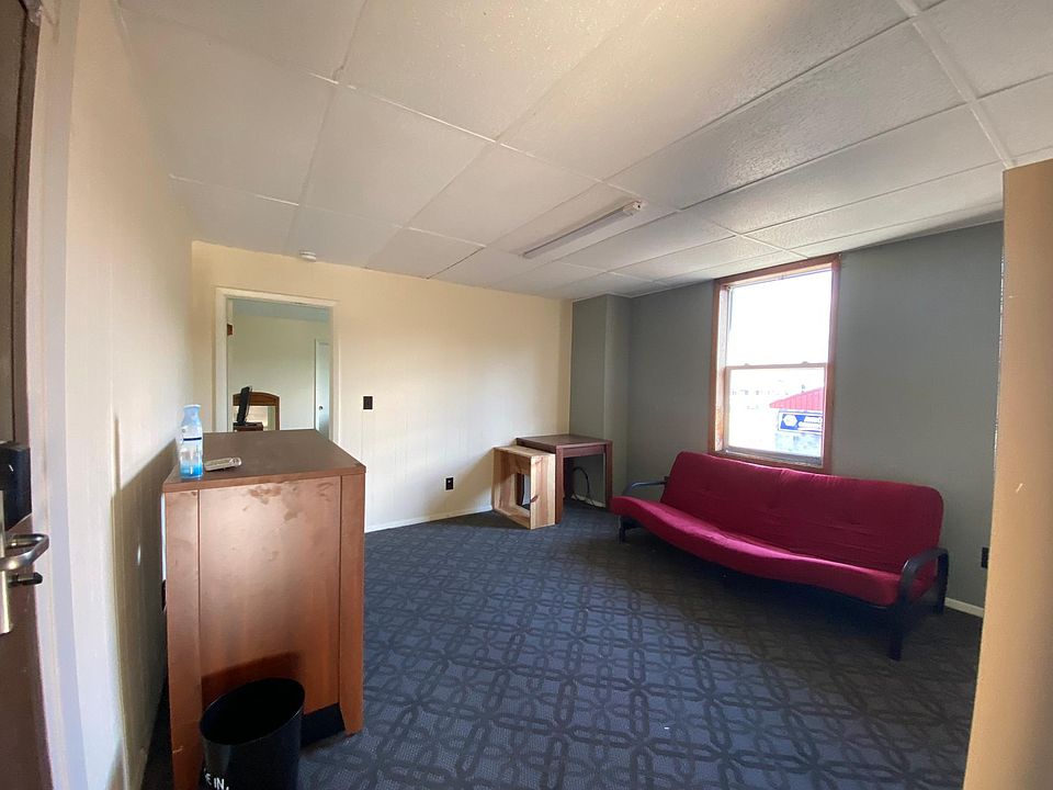 2nd image of 427 Dunkard Ave #B