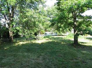 11210 Miller Ave NE, Hartville, OH 44632