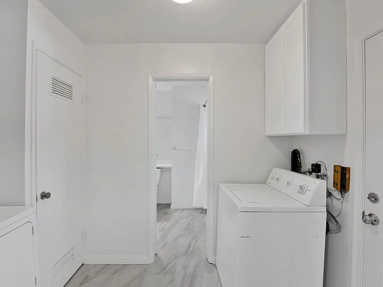 4029 Park Blvd — Photo 22