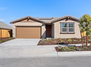 2070 Fuchsia Dr, Hollister, CA 95023