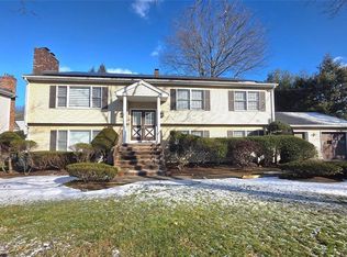 101 Glen Ave, Paramus, NJ 07652