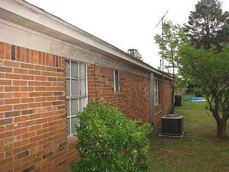 2nd image of 3115 41st Ave