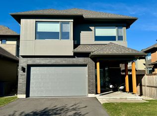622 Summerhill St, Ottawa, ON K4M 0C2