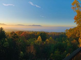 17 Boulder Creek Way, Asheville, NC 28805