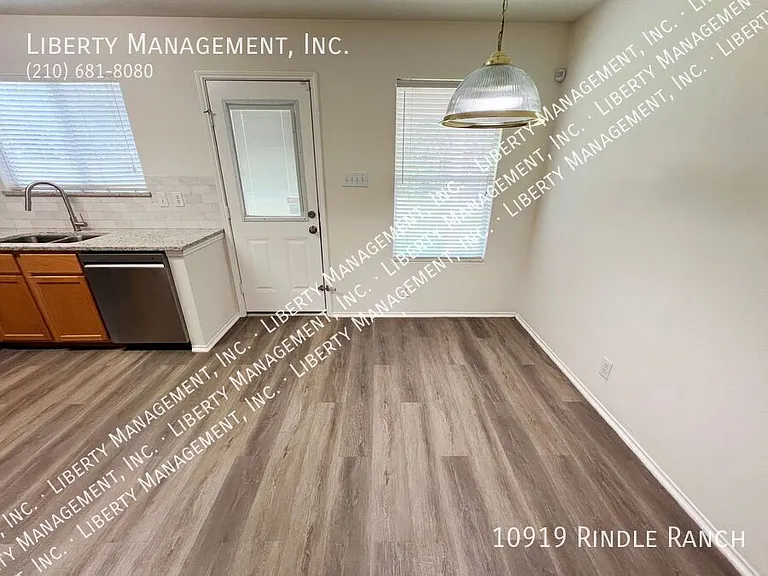 10919 Rindle Rnch — Photo 17