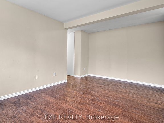 5th image of 4663 Huron St Unit 1