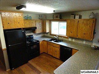 4th image of 69 Lakeview Dr