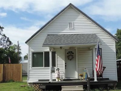 409 NE 6th St, Abilene, KS, 67410
