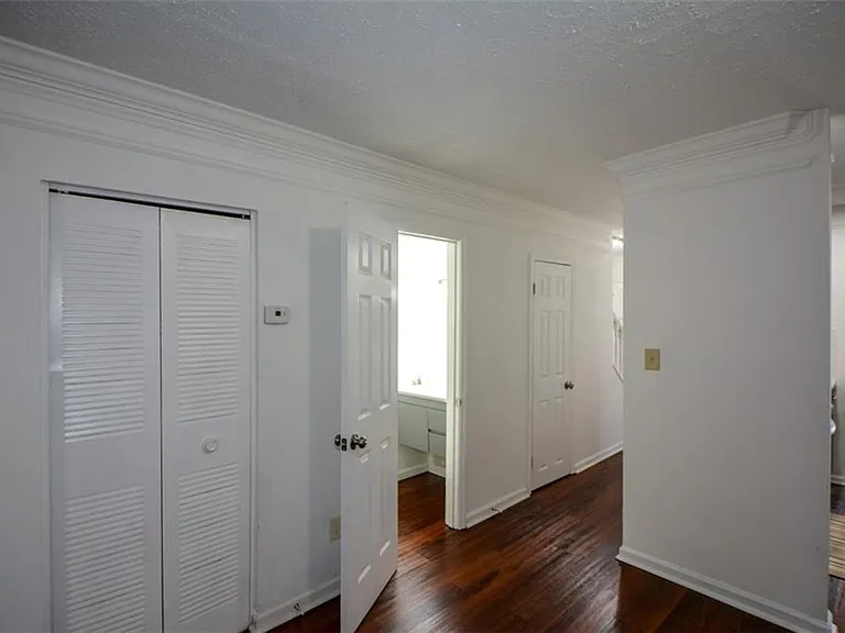 2340 Beaver Ruin Rd #26 — Photo 6