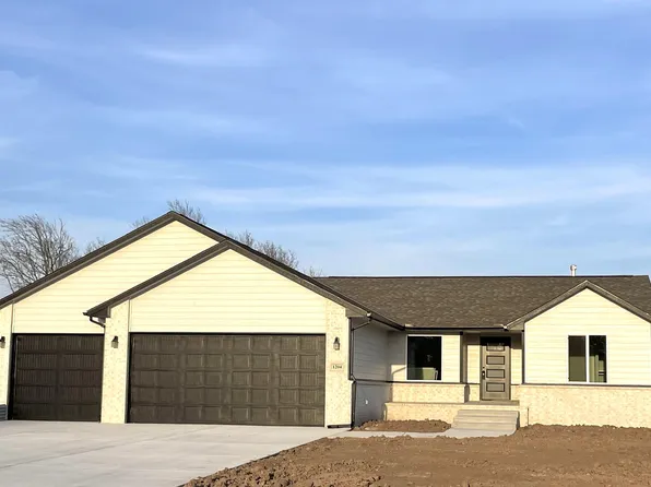 1204 Main St, Halstead, KS 67056