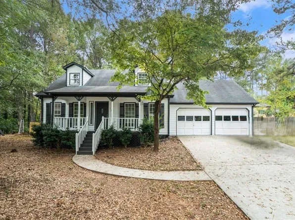 372 Rustic Ridge Cir, Lawrenceville, GA 30043