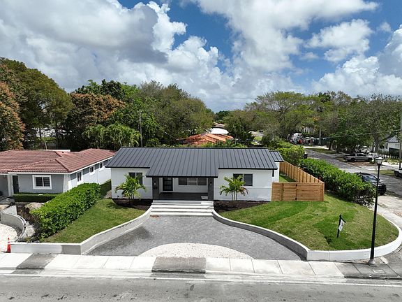 3rd image of 8801 N Miami Avenue