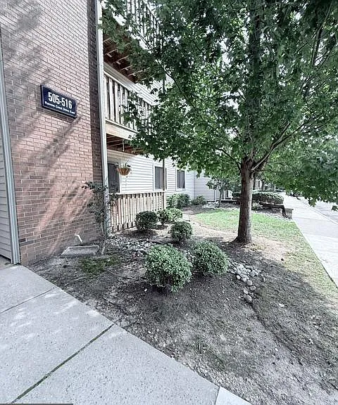 511 Ravens Crest Dr — Photo 18