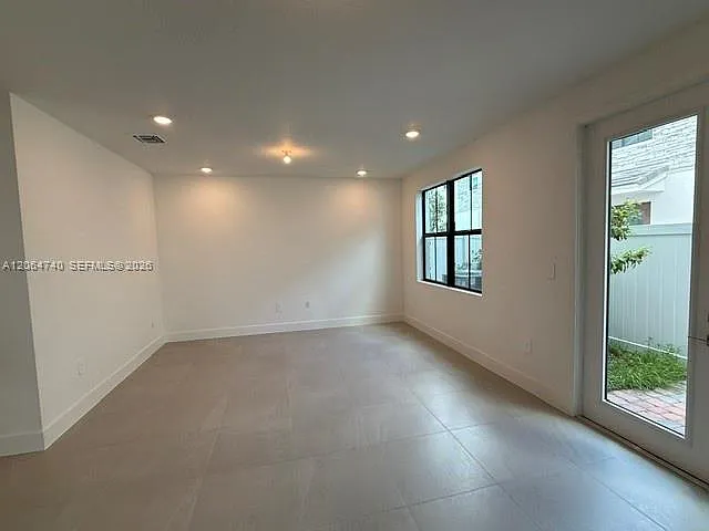 7264 SW 46th St #7264 — Photo 6