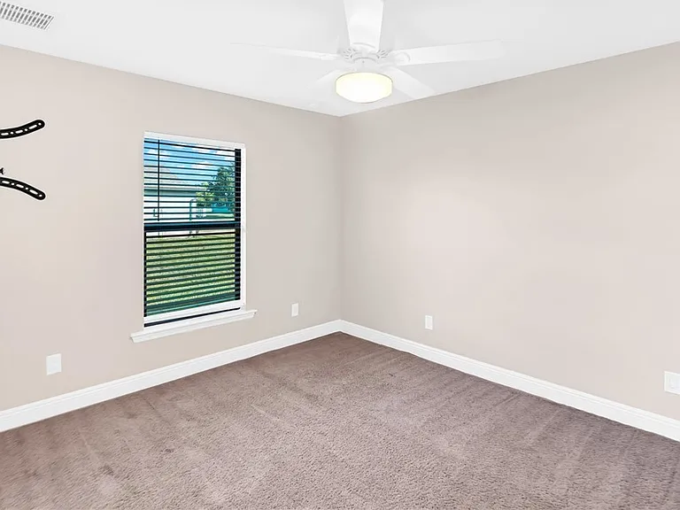 606 Morningmist Ln — Photo 11