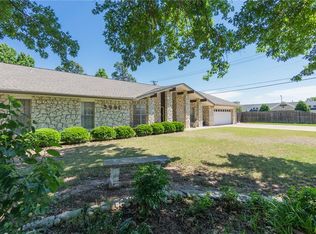 2901 Middlesex Dr, Oklahoma City, OK 73120