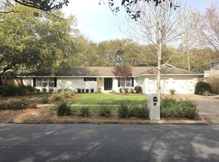 2201 Inverness Dr, Pensacola, FL 32503