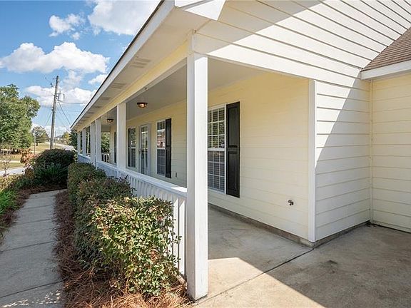3rd image of 165 Lee Road 2111