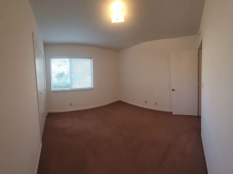 300 Jefferson St — Photo 24