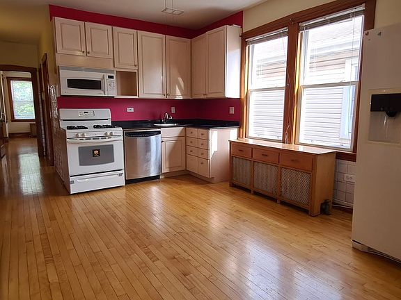 2nd image of 5519 W Parker Ave