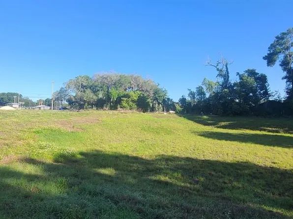 2902 S Kingsway Rd, Seffner, FL 33584