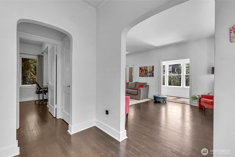 5th image of 250 NE 50th Street