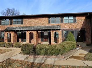 7911 Royal Arms Ct, Saint Louis, MO