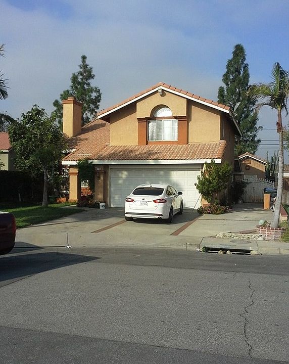 1st image of 17106 Lakeview Ct