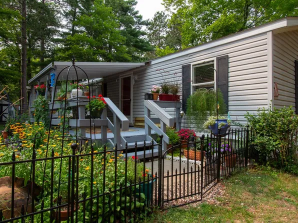 10943 Lake Shore Dr, Woodruff, WI 54568